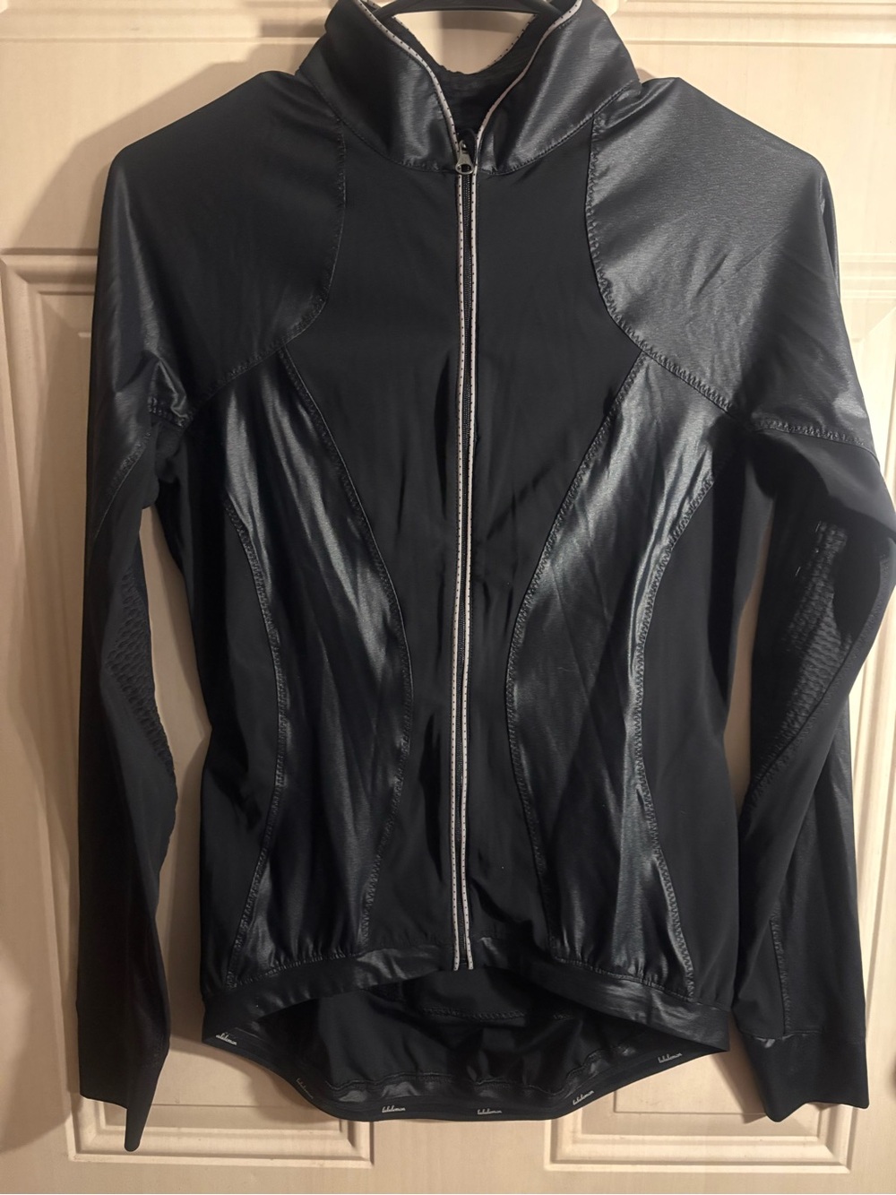 Lululemon Black Paceline Lightweight Zip-up Size 6 Activewear Workout Cycling